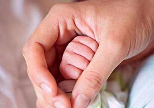 重庆代生男孩：宫外孕会经常出血吗,女性宫外孕是什么意思