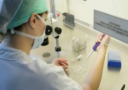 重庆代生中心：乳腺癌的早期身体表现是什么,要认识以及及时预防